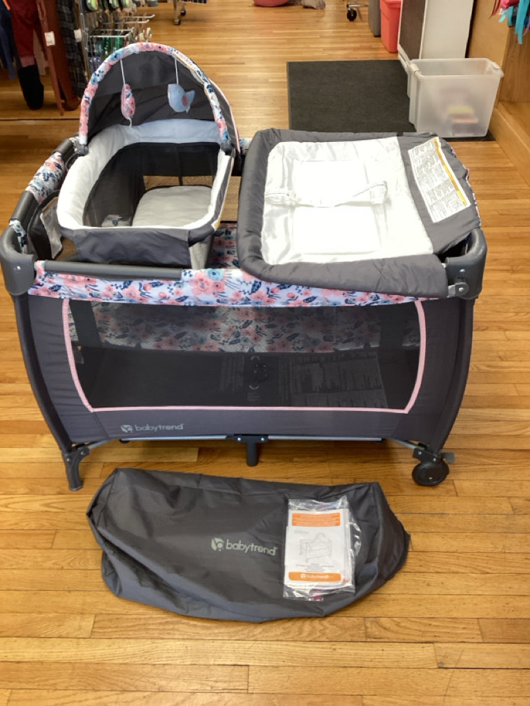 Baby Trend Lil Snooze Deluxe 2 Pack N Play