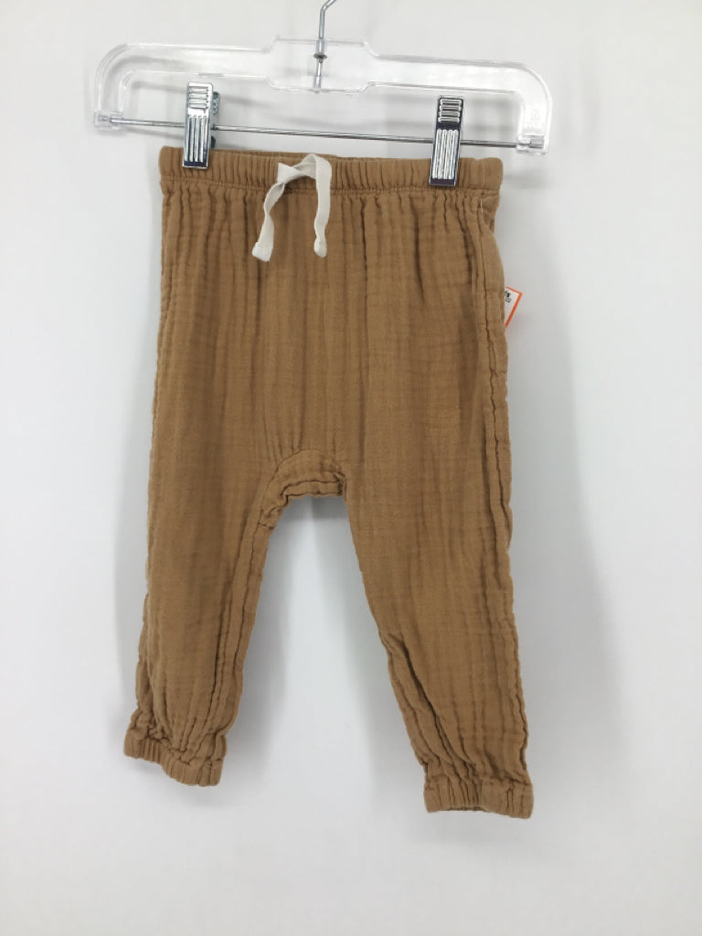 Old Navy Child Size 12-18 Months Tan Solid Pants - boys