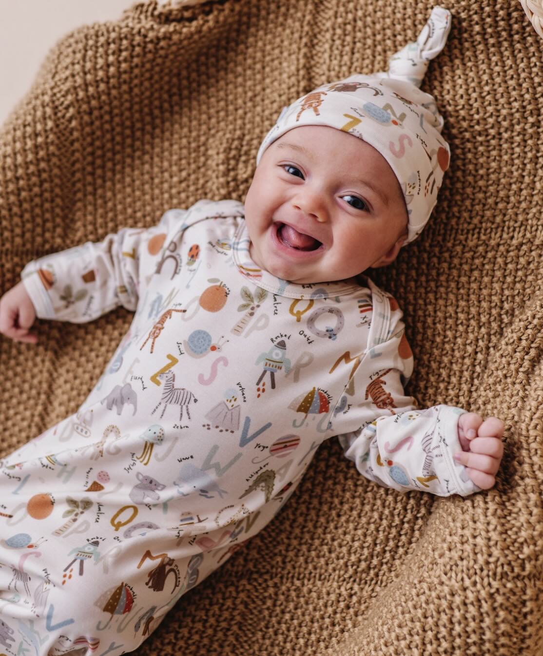 Bird & Bean - Baby Gown & Hat Gift Set (Animal ABC)