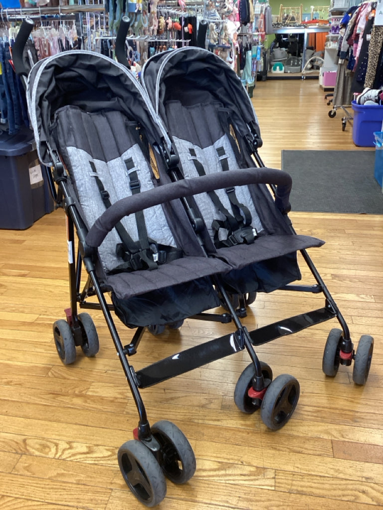 Dream On Me Volgo Twin Umbrella Stroller