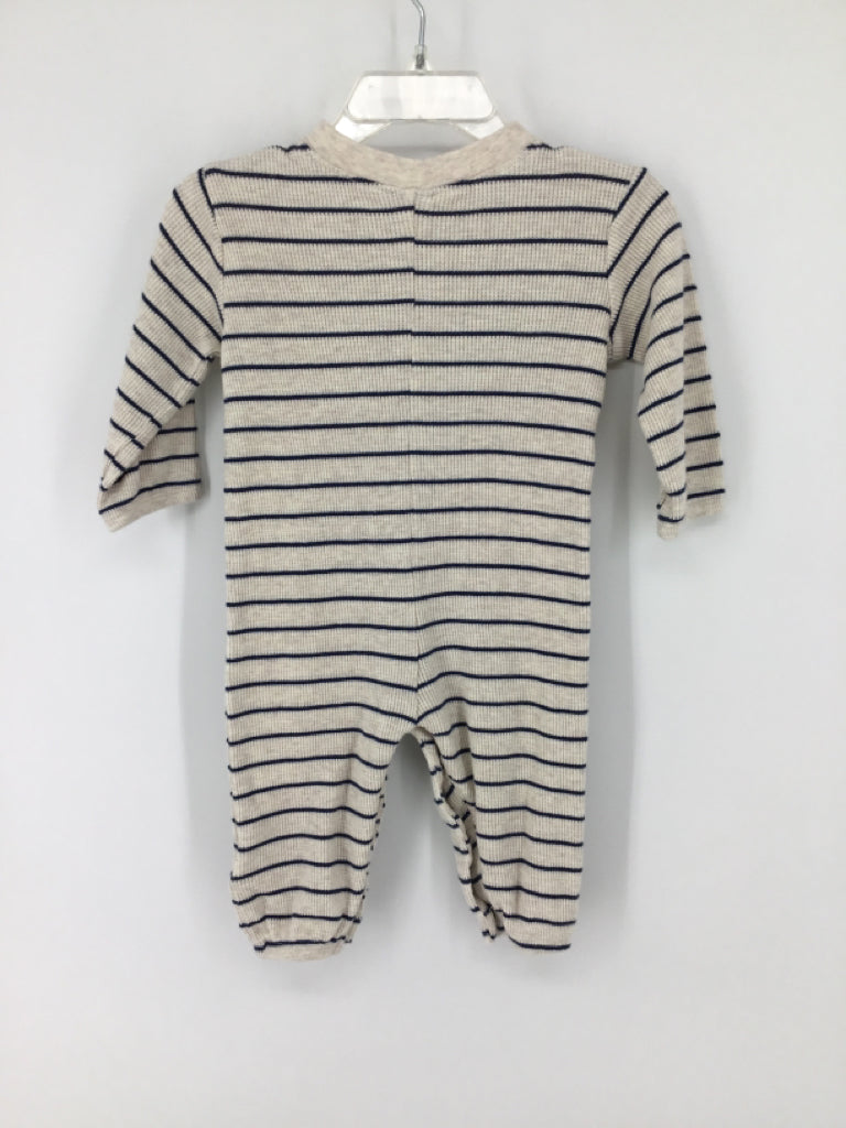 Old Navy Child Size 3-6 Months Navy Stripe Outfit - boys