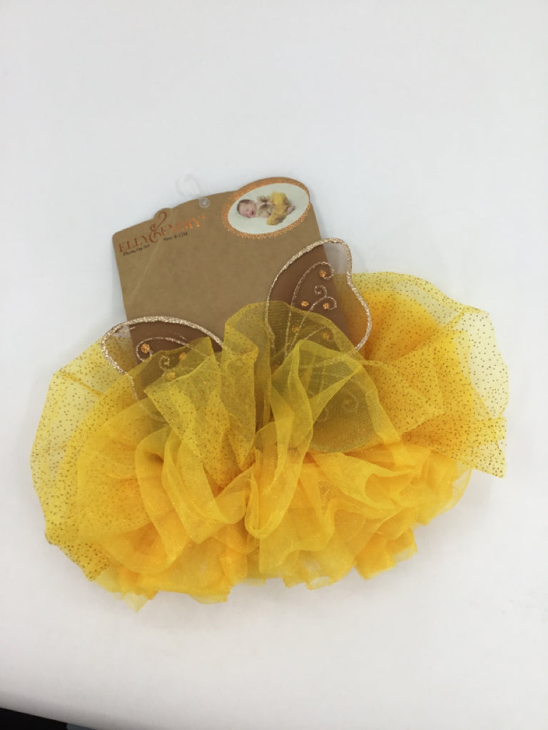 Elly & Emmy Child Size Newborn Gold Outfit - girls