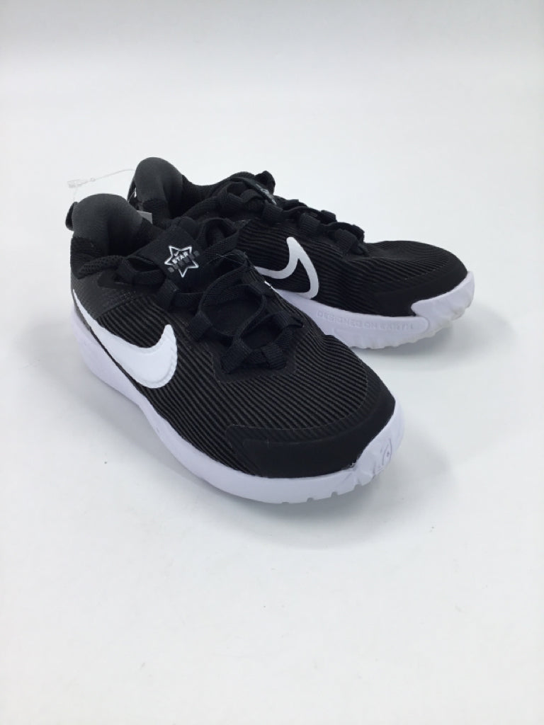 Nike Child Size 10 Black Sneakers