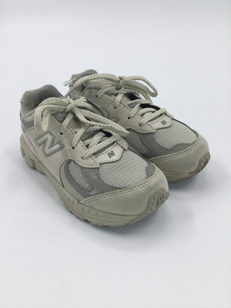 New Balance Child Size 9 Toddler Tan Sneakers