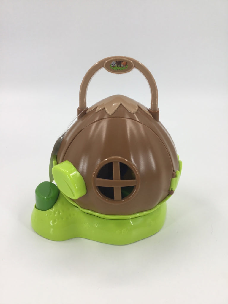 Fat Brain Toys Timber Tots Hazelnut House