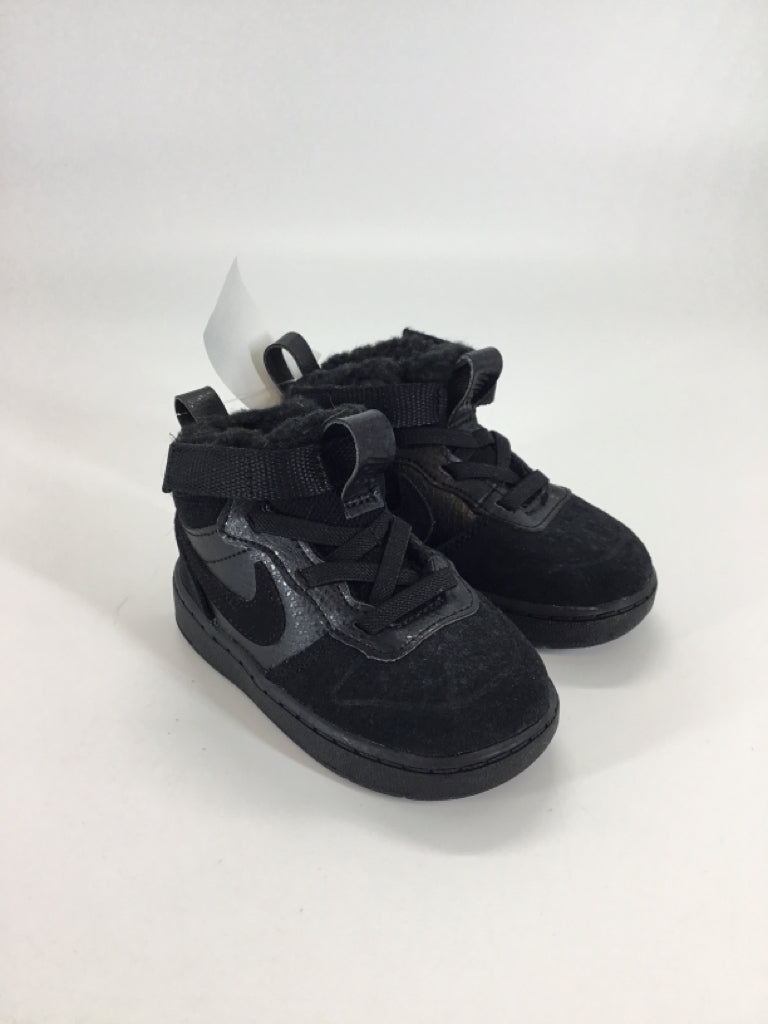 Nike Child Size 6 Toddler Black Sneakers