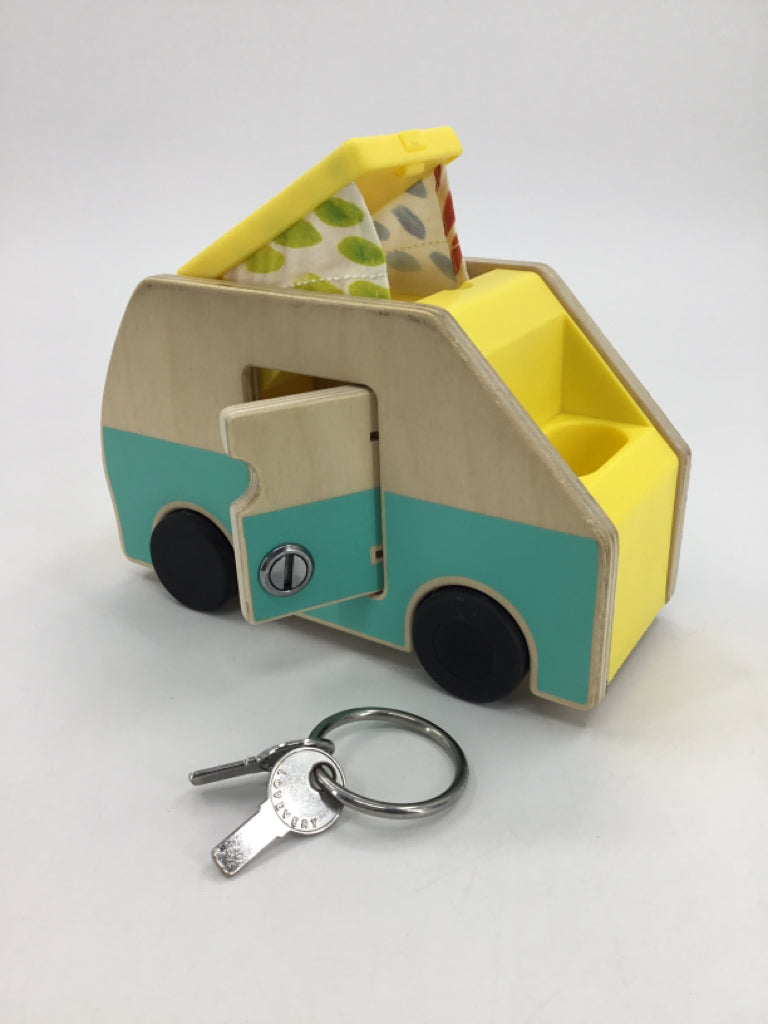 Lovevery Wooden Pop Up Camper with keys