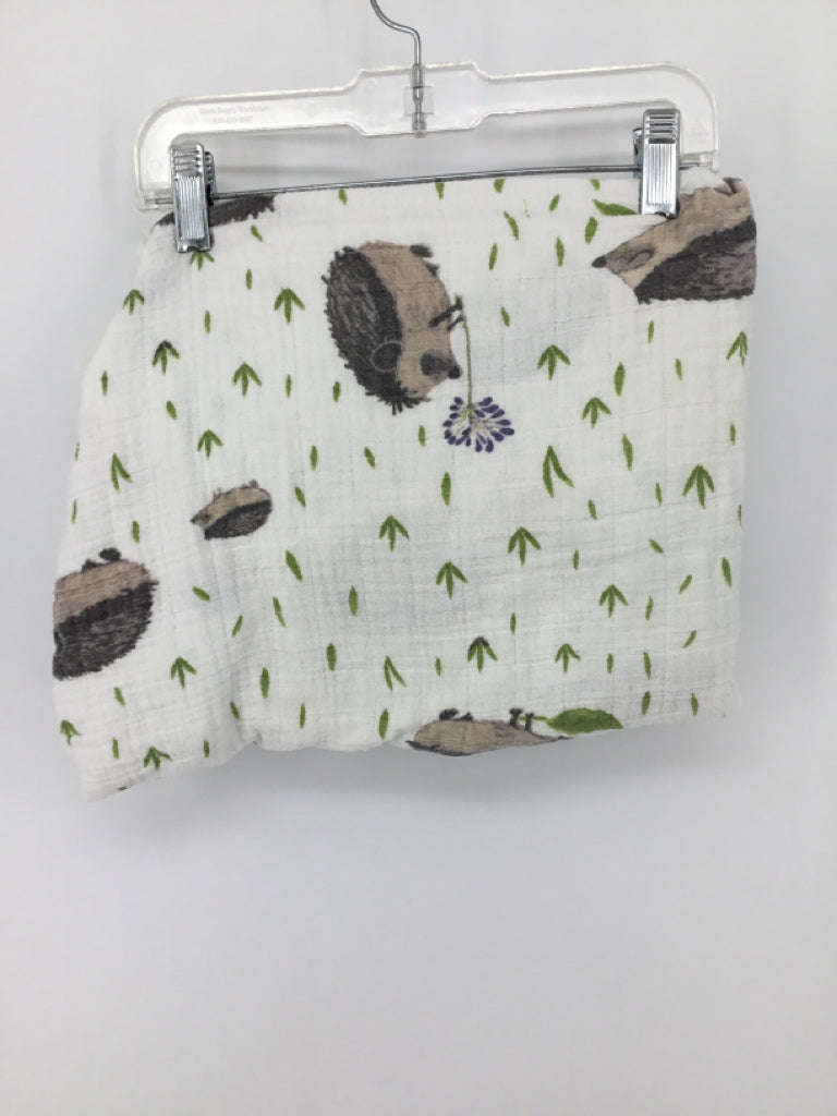 Little Unicorn White Crib Sheet