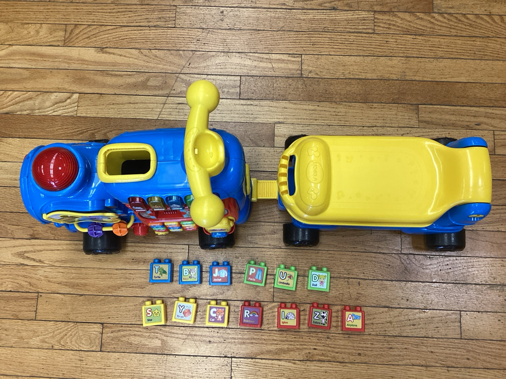 VTech Sit-to-Stand Ultimate Alphabet Train