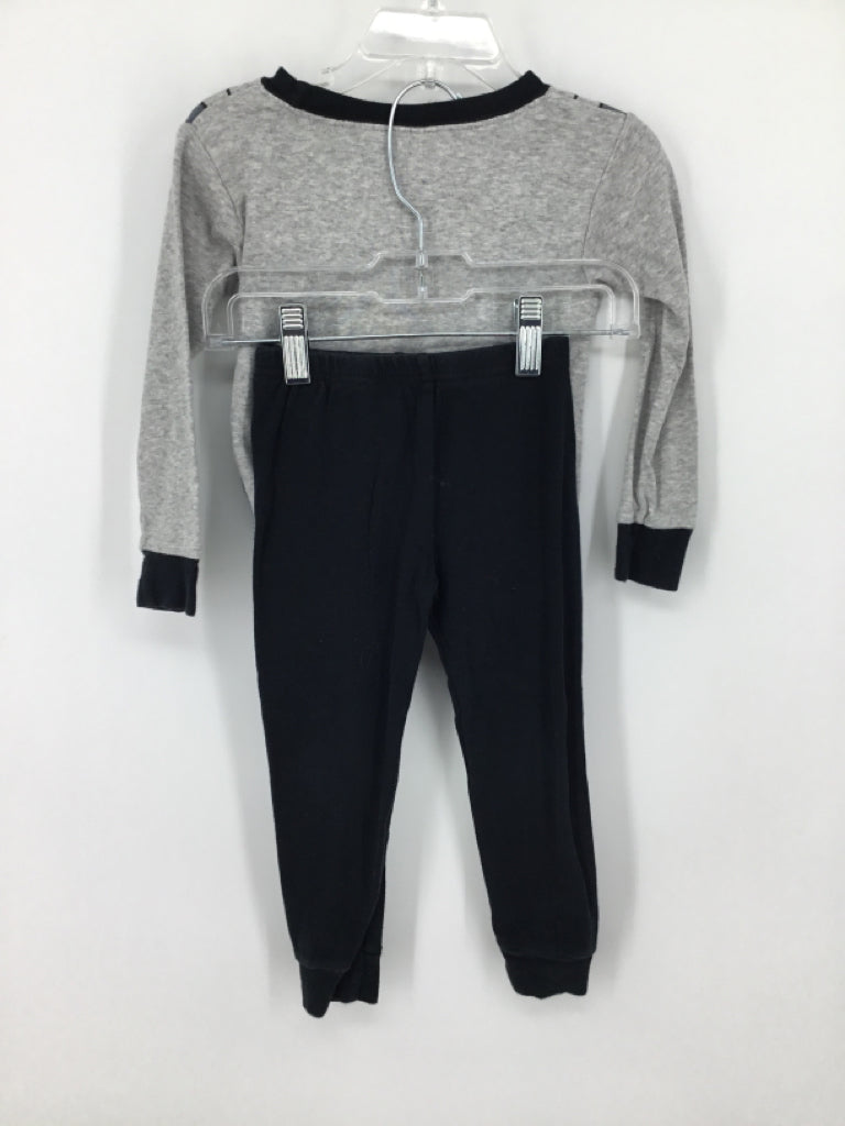 Carter's Child Size 3 Gray screen printed Pajamas - boys