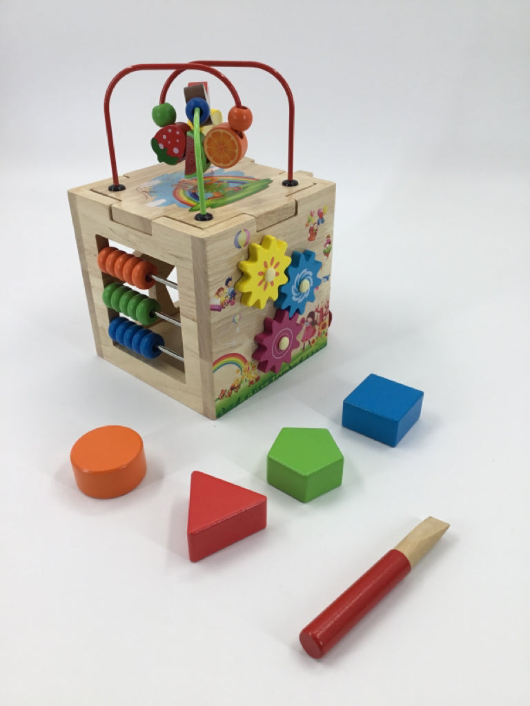 Bravmate 8-in-1 Wooden Activity Cube