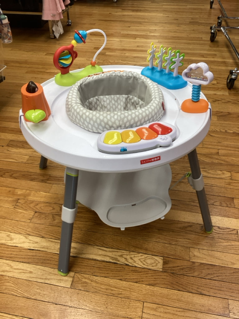 Skip Hop Explore & More Baby's View 3- Stage Activity Center