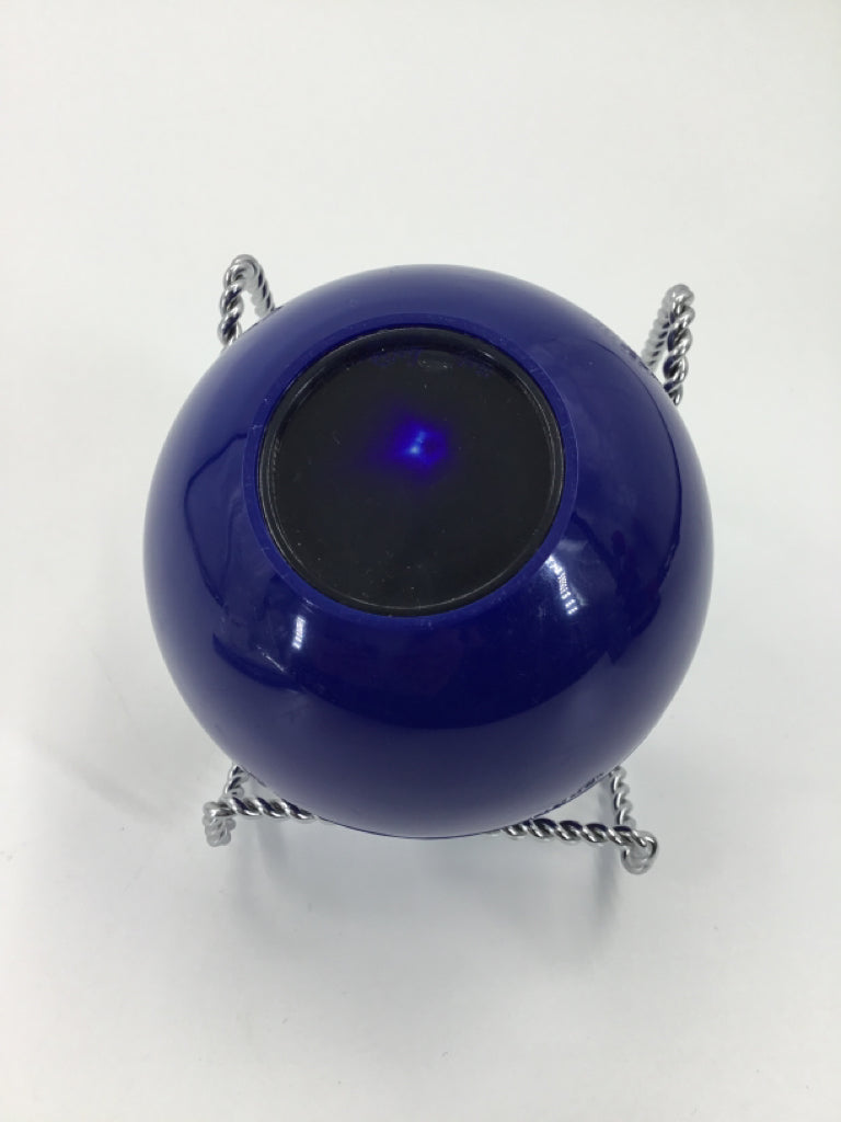 Magic 8 Ball Game