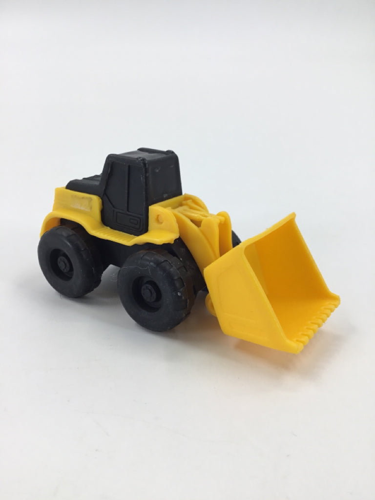Small Yellow Bulldozer Vehicle