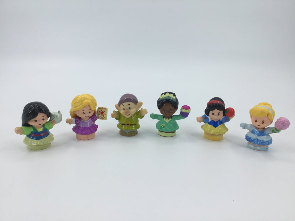 Fisher Price Little People Disney Princess Figure Set - 5 Princess & 1 Dwarf