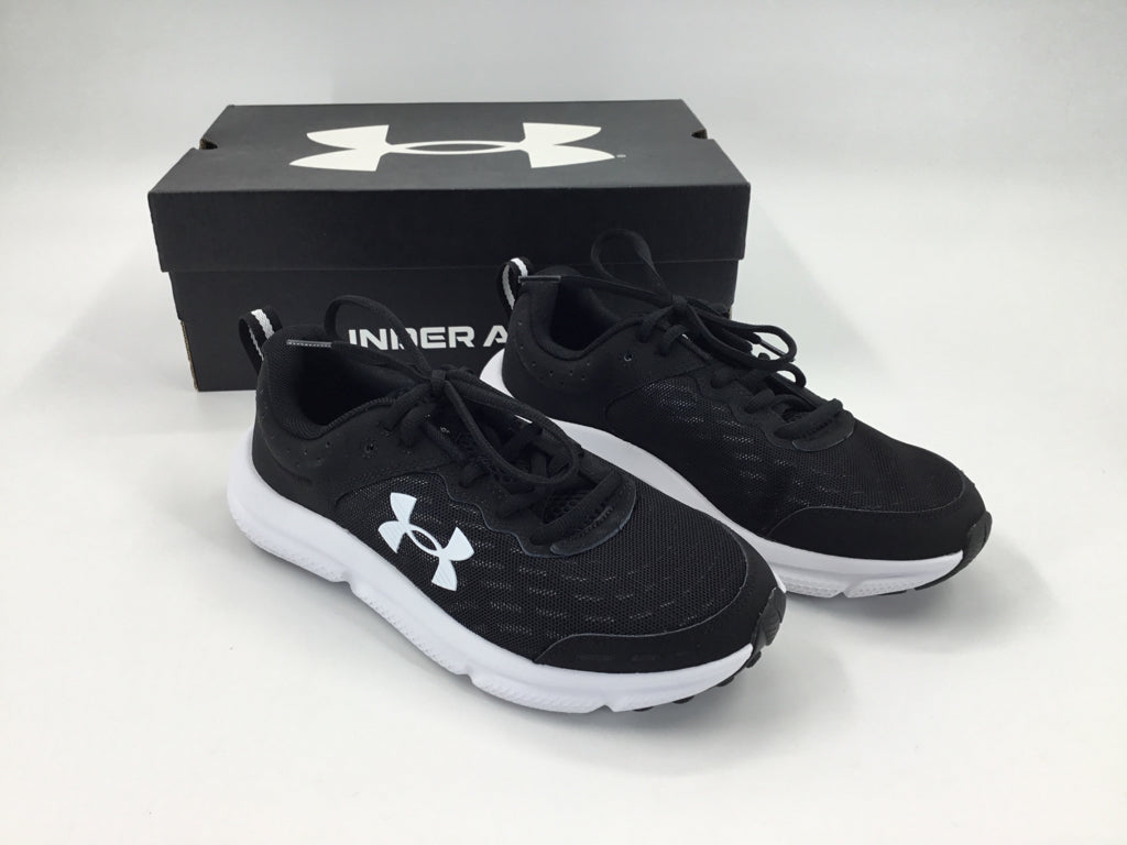 Under Armour Child Size 6 Youth Black Sneakers