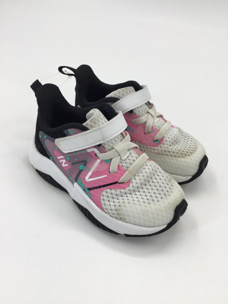 New Balance Child Size 7 Toddler Pink Sneakers