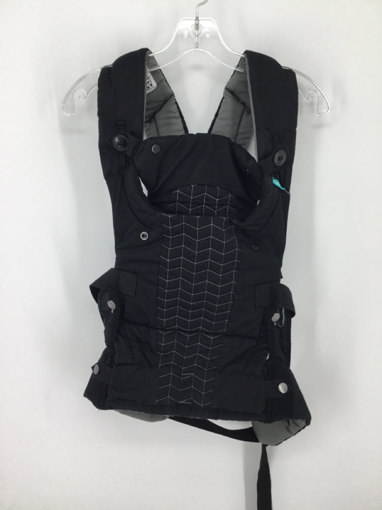 Infantino Upscale Customizable Baby Carrier