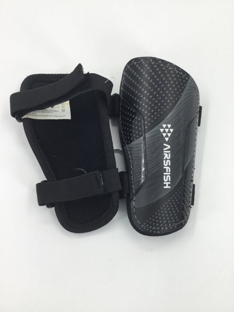 Airsfish Size XS Soccer Shin Guards