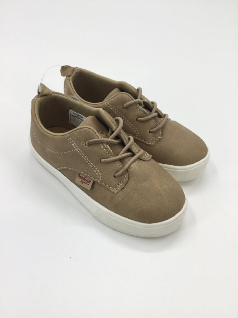 OshKosh B'gosh Child Size 8 Toddler Tan Dress Shoes