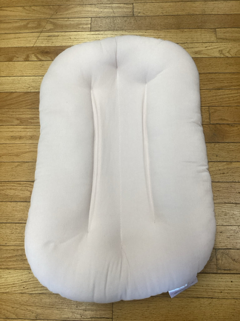 Snuggle Me Organic Infant Lounger - Pink