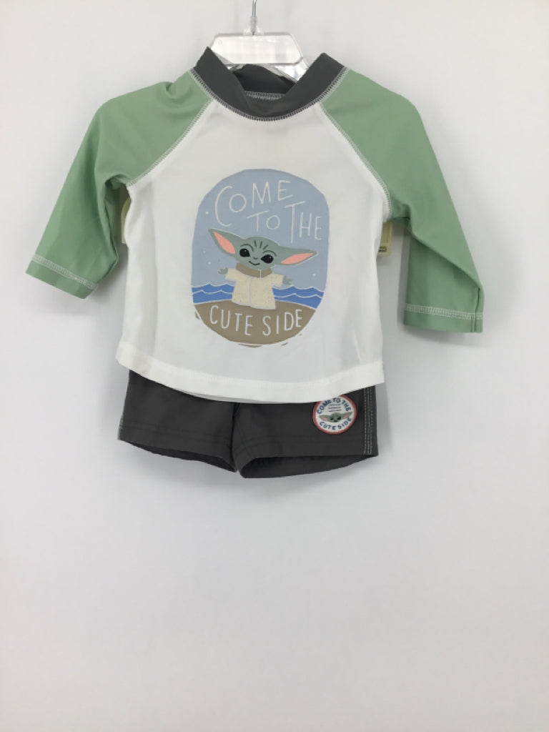 Baby Gap + Star Wars Child Size 0-6 Months Green Character Swimwear - boys