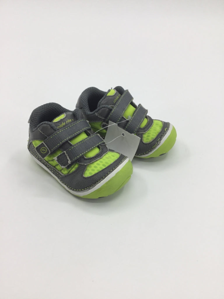 Stride Rite Child Size 3.5 Toddler Green Sneakers