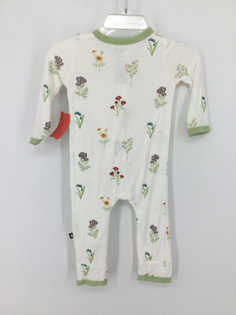 Kyte Child Size 3-6 Months Green Pajamas - girls