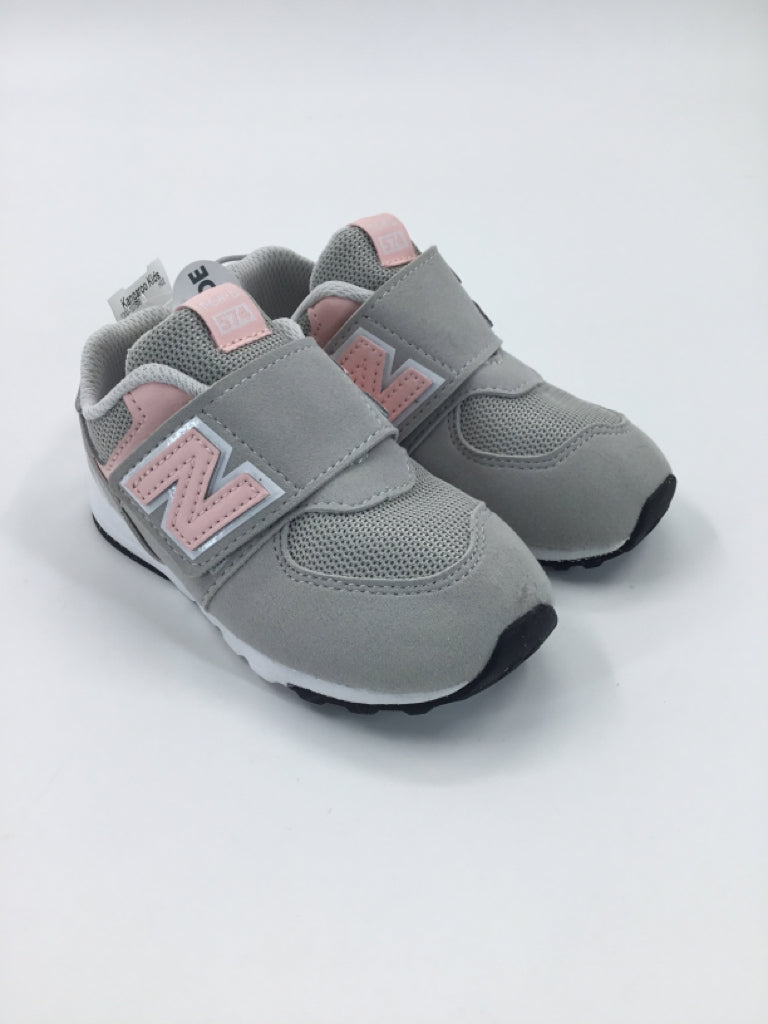 New Balance Child Size 7.5 Toddler Gray Sneakers