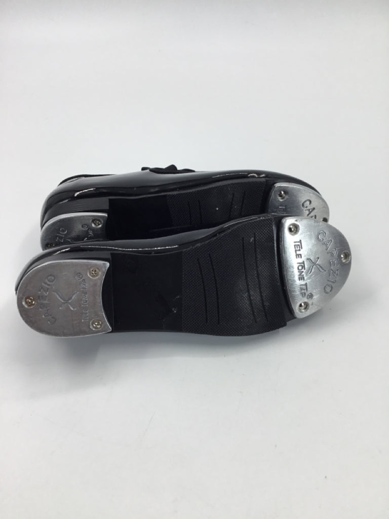 Capezio Child Size 13.5 Black Sport/Dance Shoes