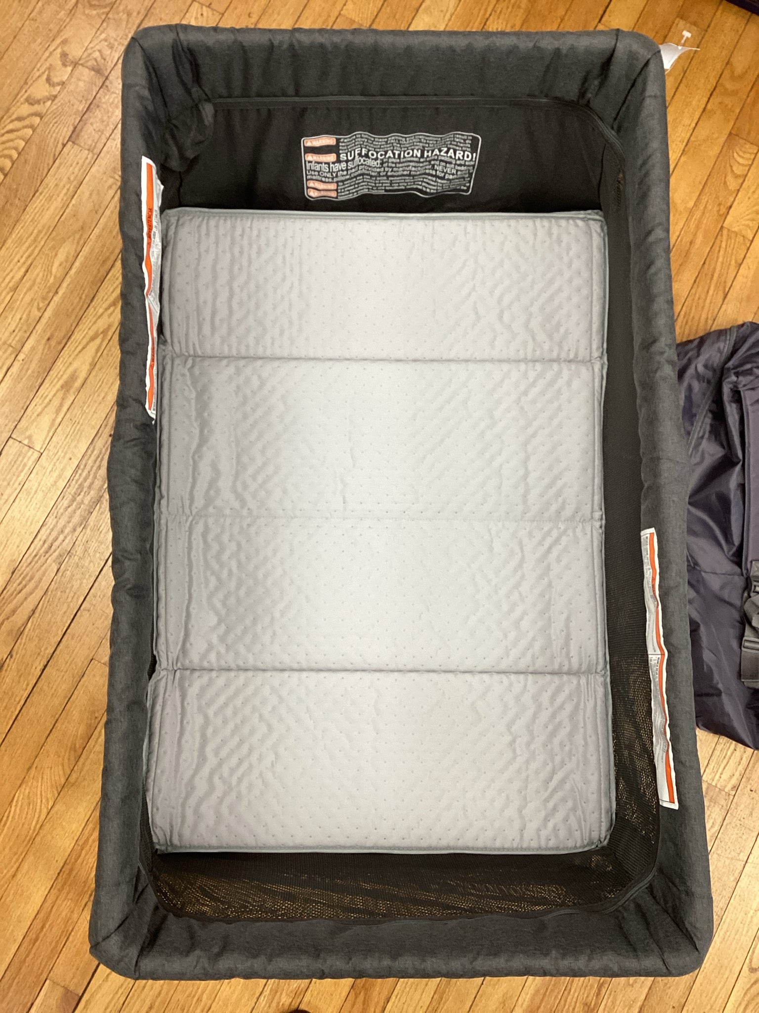 Lightweight Travel Crib with bassinet