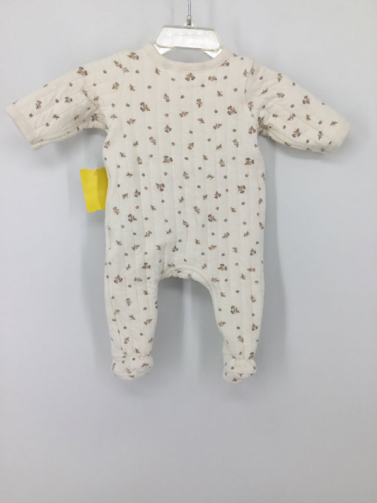 H & M Child Size Preemie White Outfit - girls