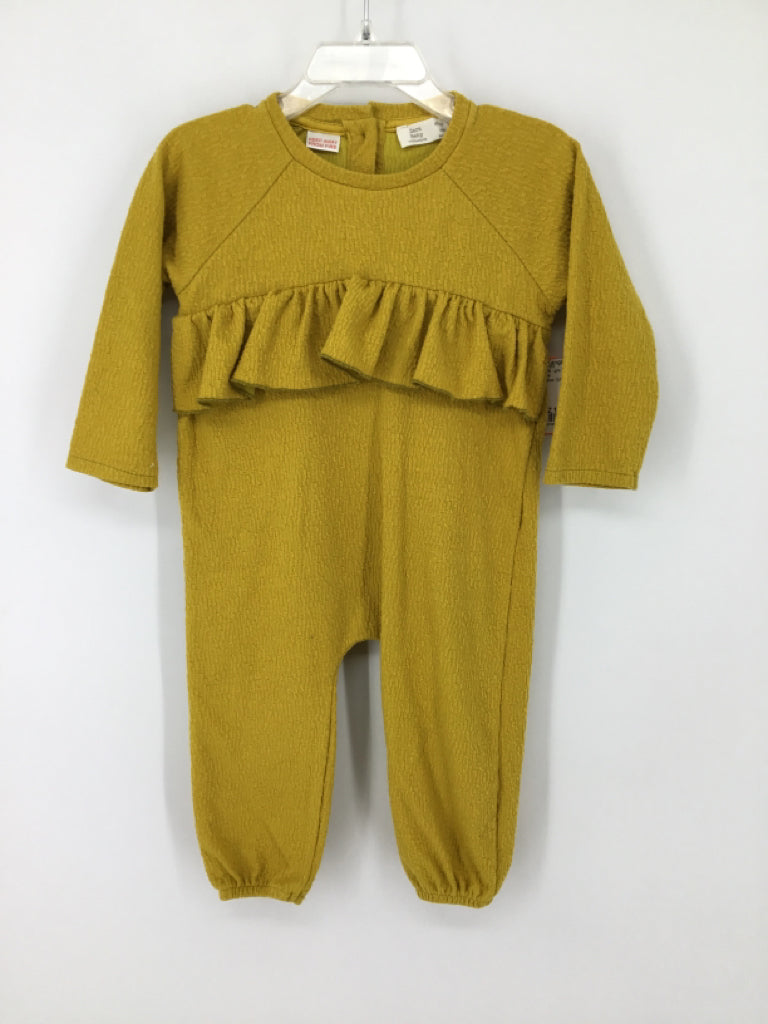 Zara Child Size 12-18 Months Yellow Outfit - girls