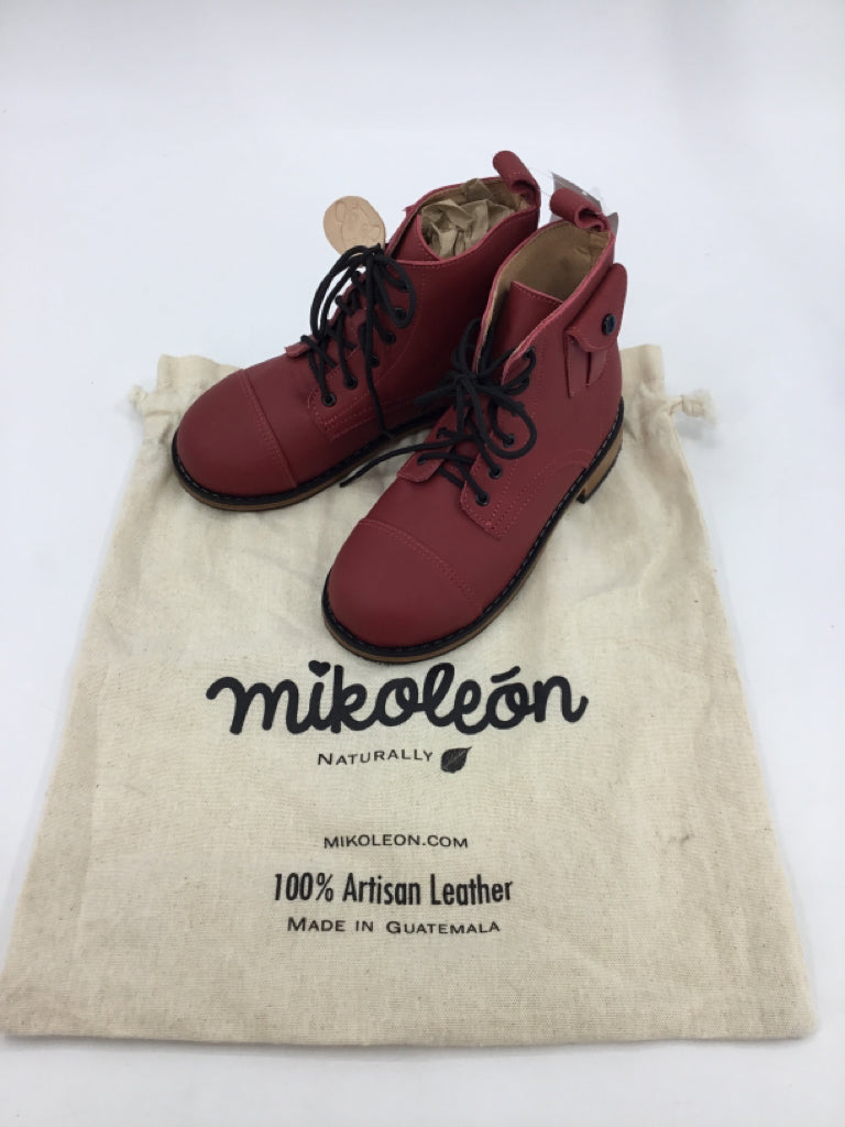 Mikoleon Child Size 2 Youth Red Boots