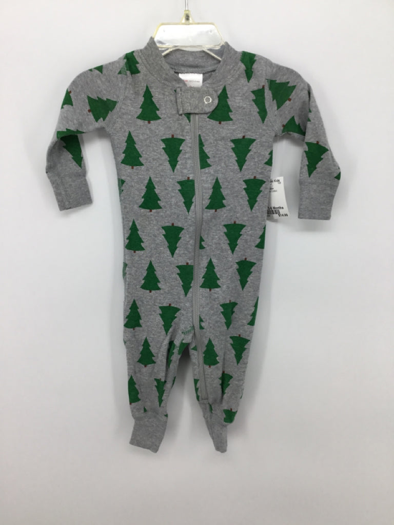 Hanna Andersson Child Size 3-6 Months Gray Christmas Pajamas