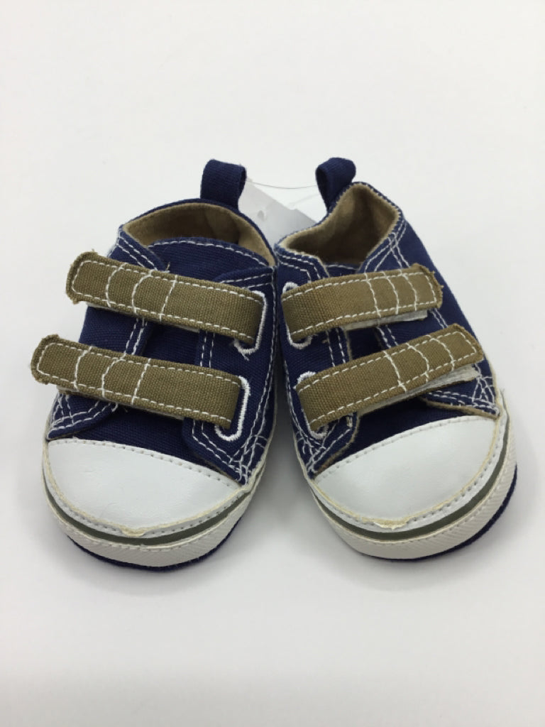 AGB Baby Child Size 2 Toddler Blue Baby/Walker Shoes
