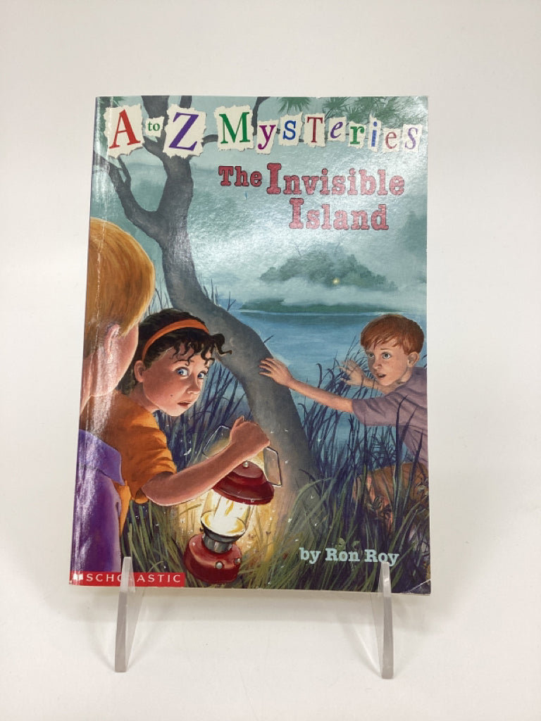 A to Z Mysteries the Invisible Island Paperback Book