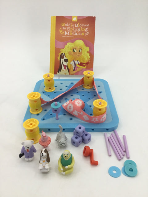 Goldie Blox and the Spinning Machine (Read Along Book and Build Along Engineerin