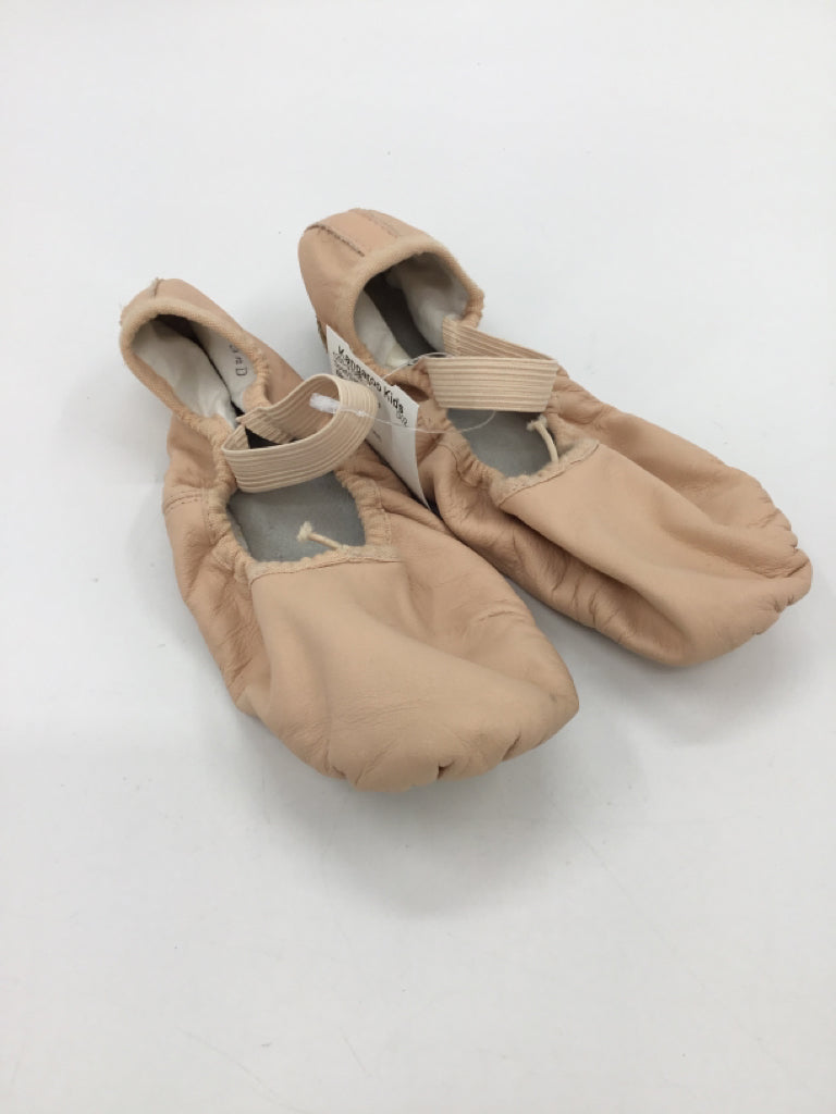 Bloch Child Size 3.5 Youth Pink Sport/Dance Shoes