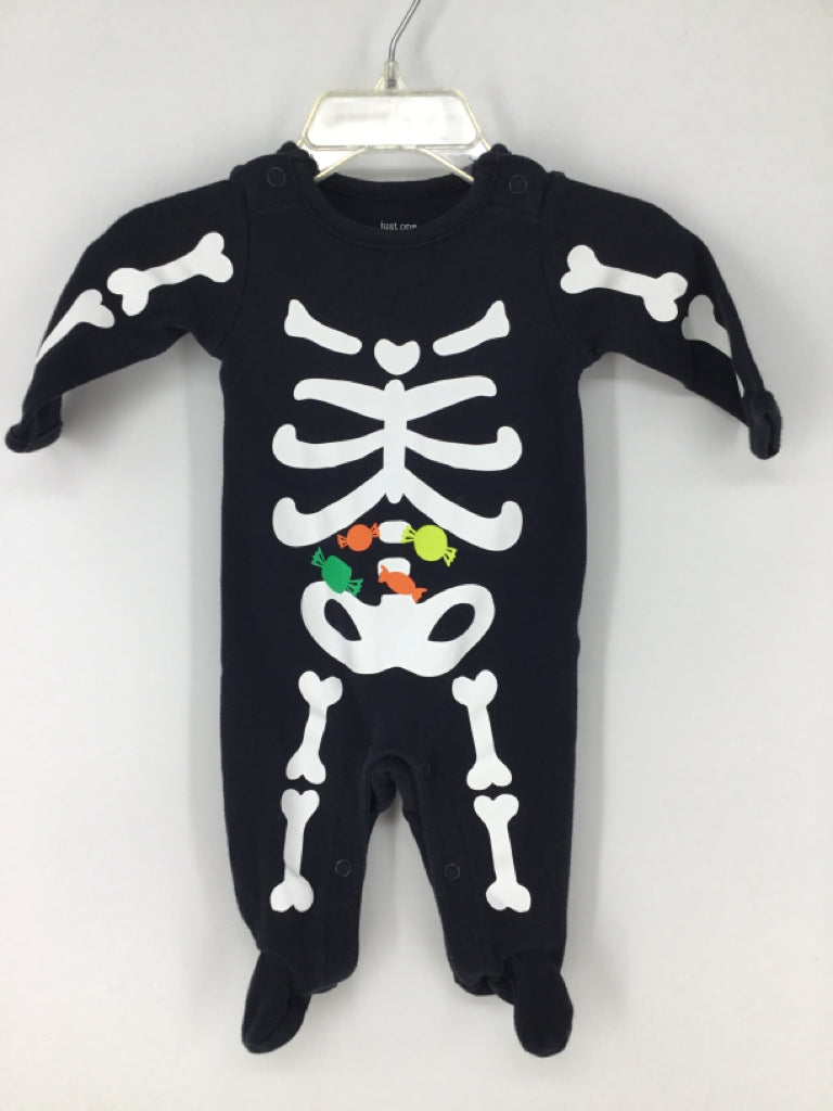 Just One You Made by Carters Child Size Newborn Black Halloween Outfit