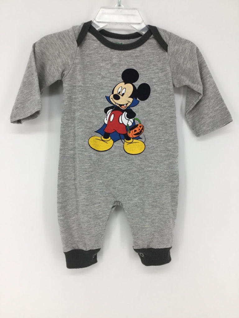 Disney Child Size 0-3 Months Gray Halloween Outfit
