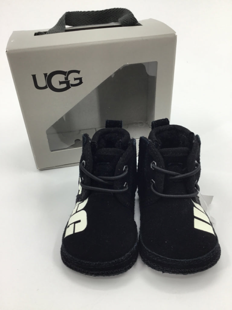 Ugg Child Size 0 Toddler Black Baby/Walker Shoes