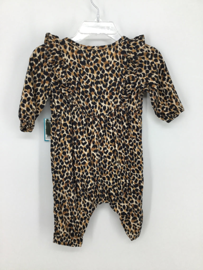 Old Navy Child Size 3-6 Months Tan Outfit - girls
