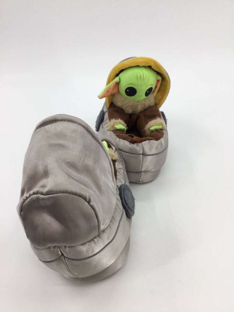Gap/Star Wars Child Size 7 Toddler Gray Slippers