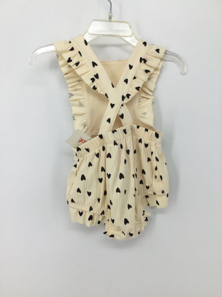 Cat & Jack Child Size 3-6 Months Cream Outfit - girls